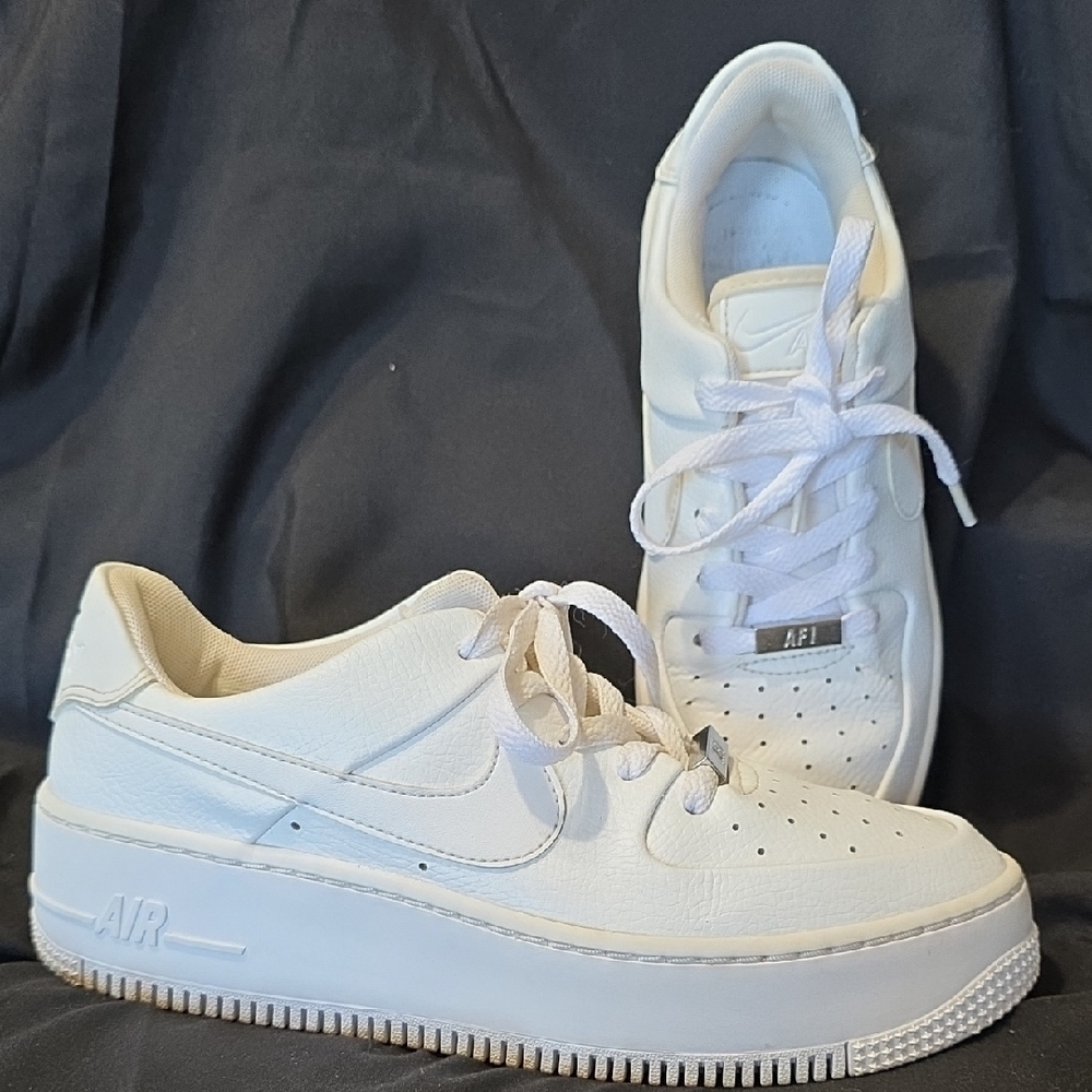 Nike Women's Air Force 1 White Sneakers